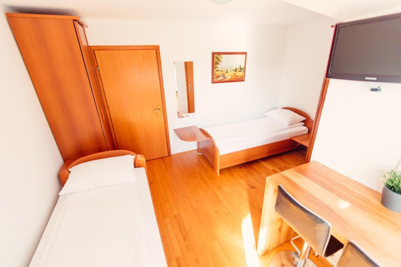 Frankovic Bed&Breakfast Vinica Eksteriør bilde